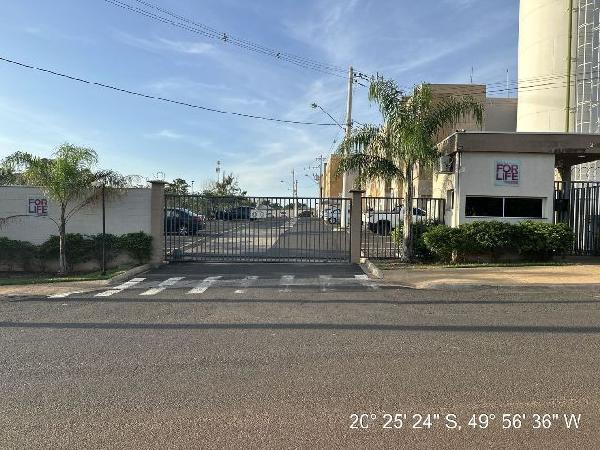 Apartamento em leilão em Votuporanga