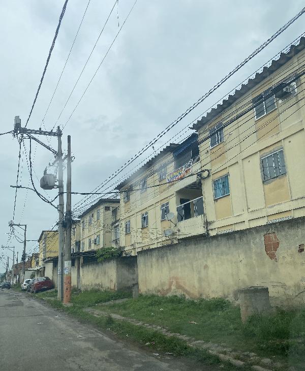 Apartamento em leilão em Belford Roxo