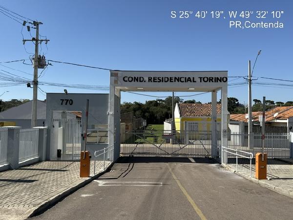 Casa em leilão em Contenda