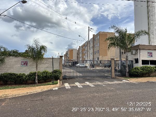 Apartamento em leilão em Votuporanga