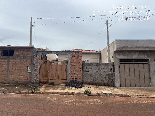 Casa em leilão em Altinopolis