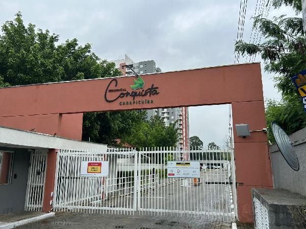 Apartamento em leilão em Carapicuiba