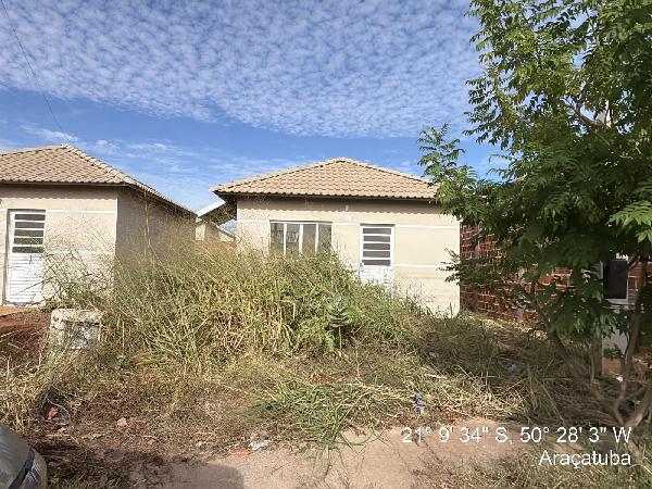 Casa em leilão em Aracatuba