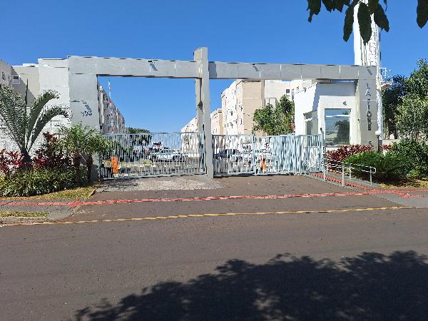 Apartamento em leilão em Cambe