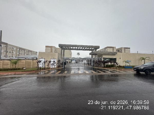 Apartamento em leilão em Sertaozinho