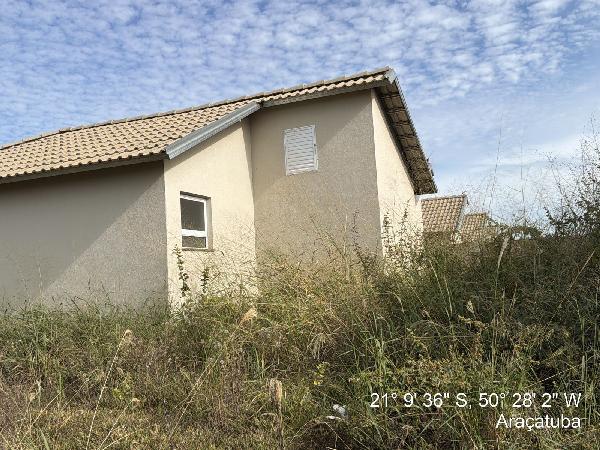 Casa em leilão em Aracatuba
