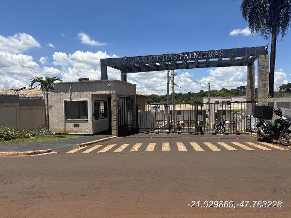 Casa em leilão em Jardinopolis
